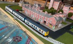 Featured image of post Mike's First Small British N Scale Model Railroad
